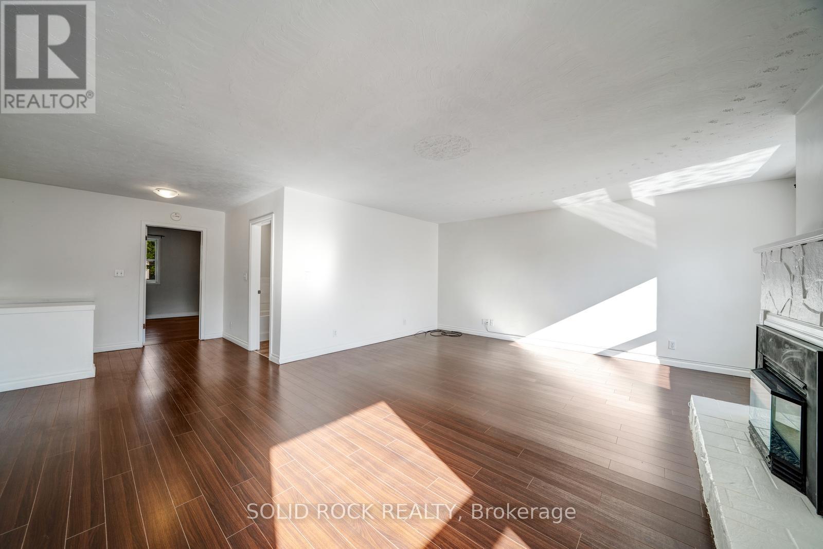 19 COVERDALE AVENUE - 20