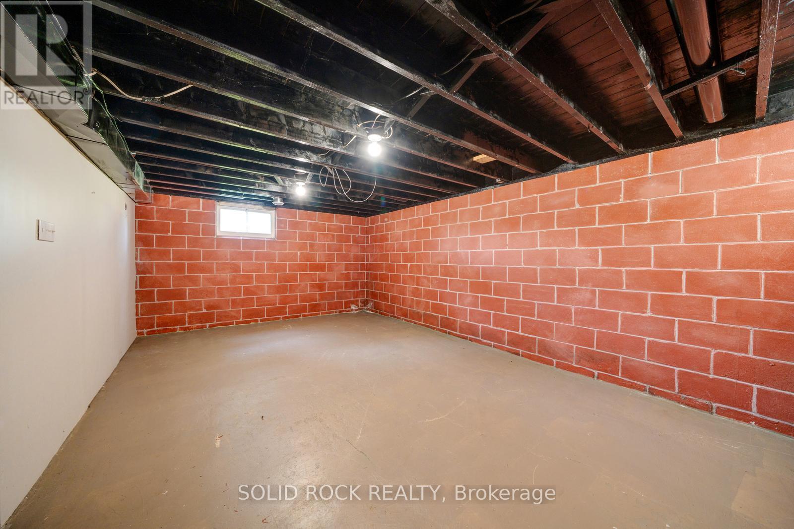 19 COVERDALE AVENUE - 31