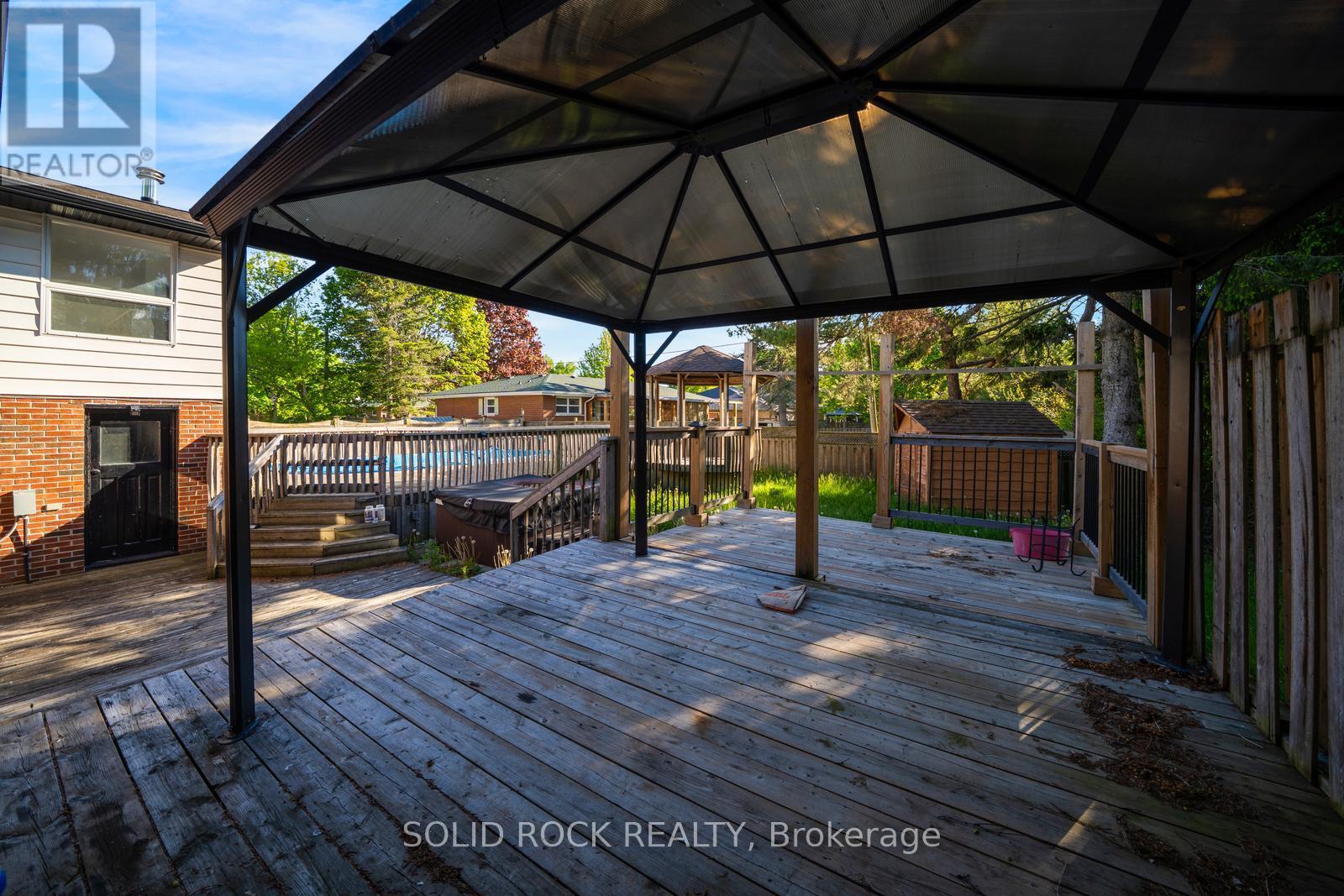 19 COVERDALE AVENUE - 34