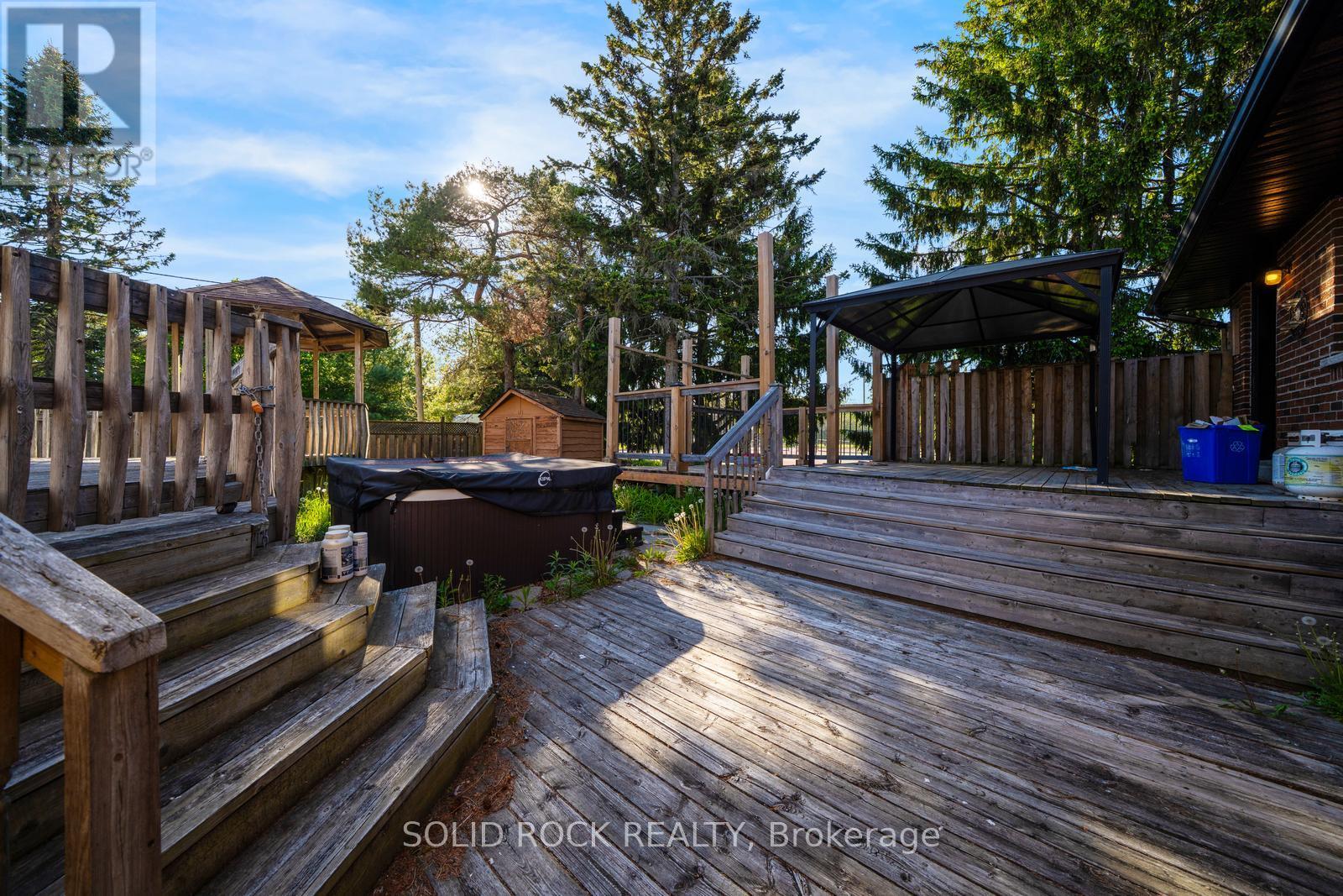 19 COVERDALE AVENUE - 35