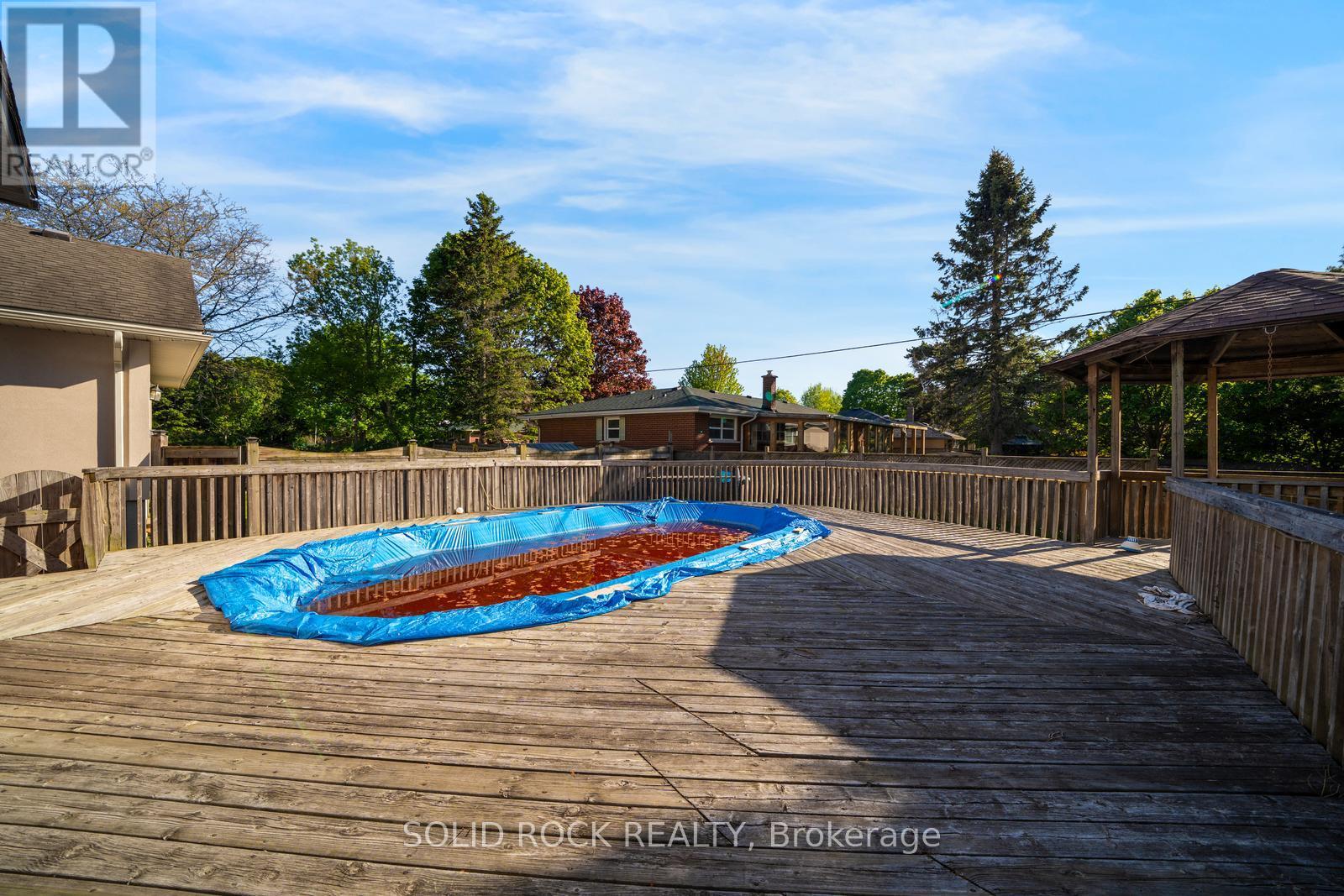 19 COVERDALE AVENUE - 37