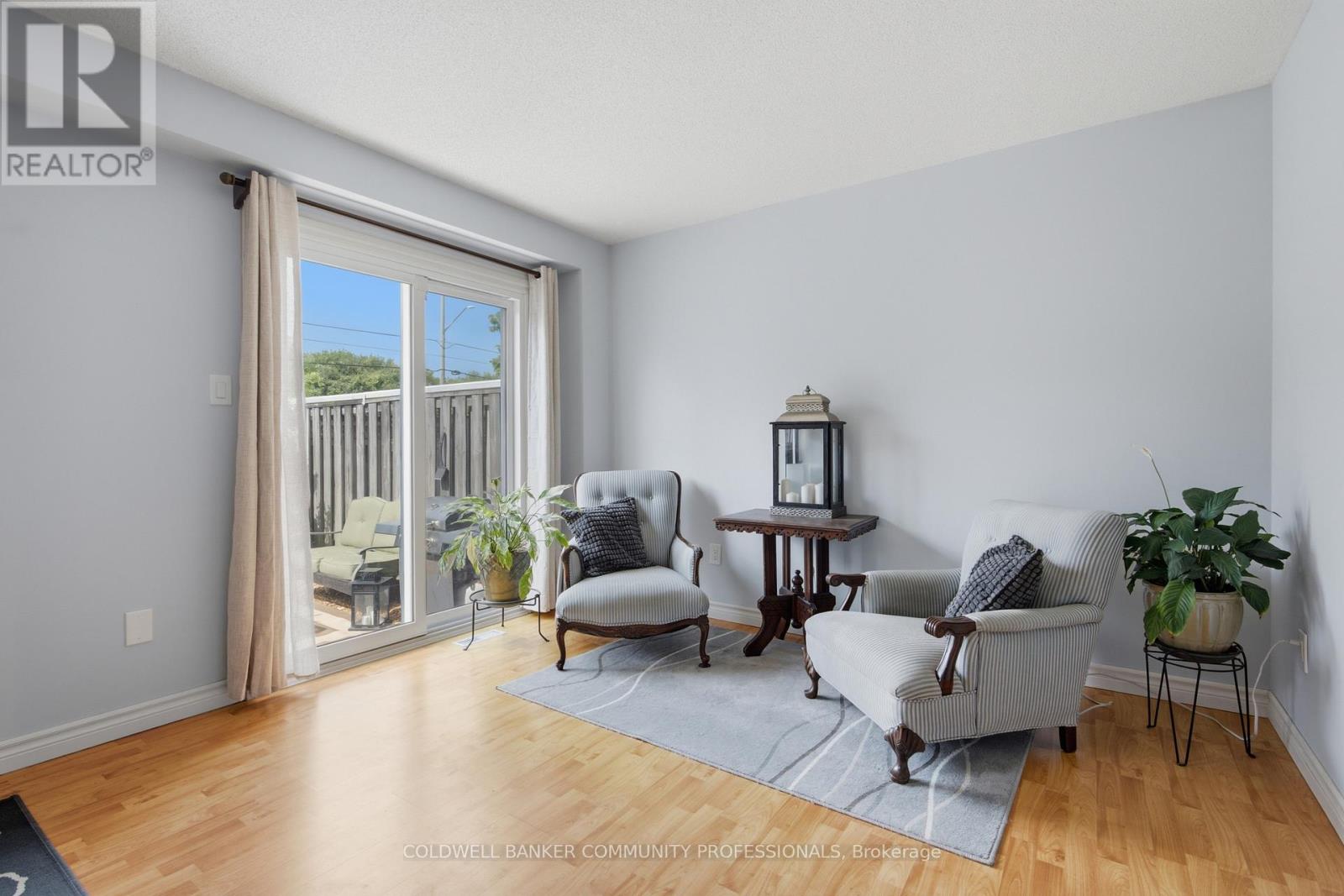 #46 386 HIGHLAND ROAD W - 9