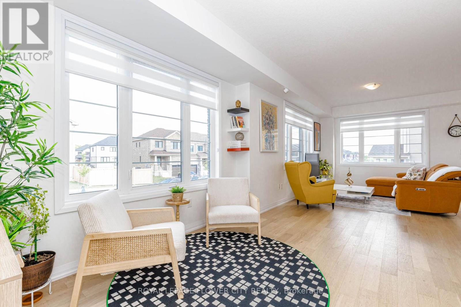 60 GRANVILLE CRESCENT - 10