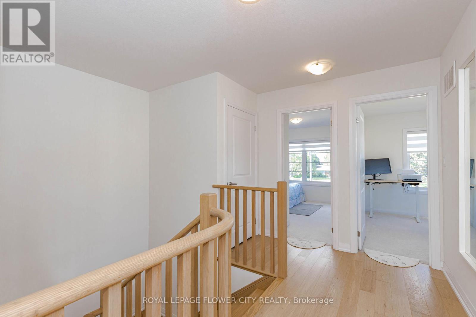 60 GRANVILLE CRESCENT - 30