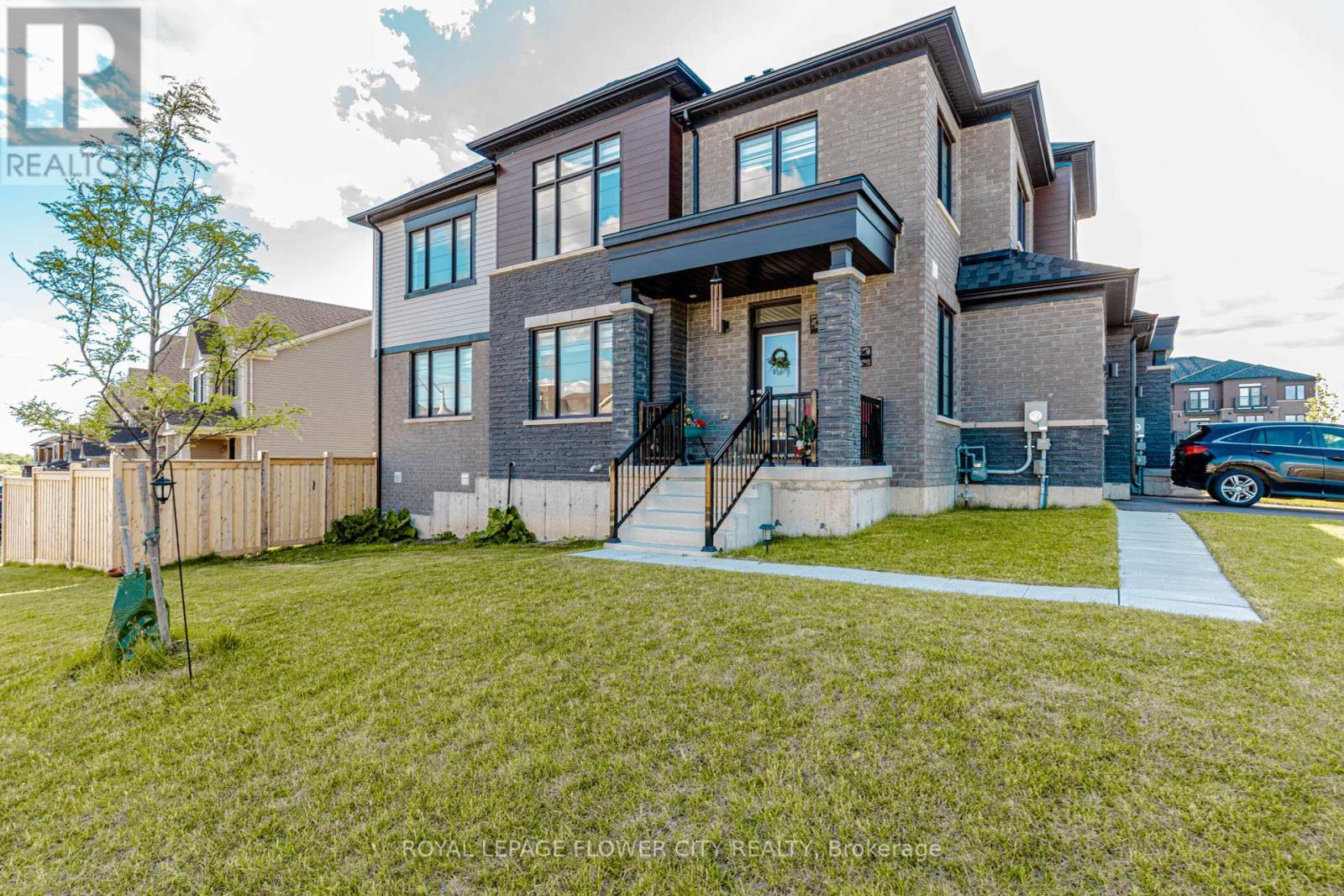 60 GRANVILLE CRESCENT - 4