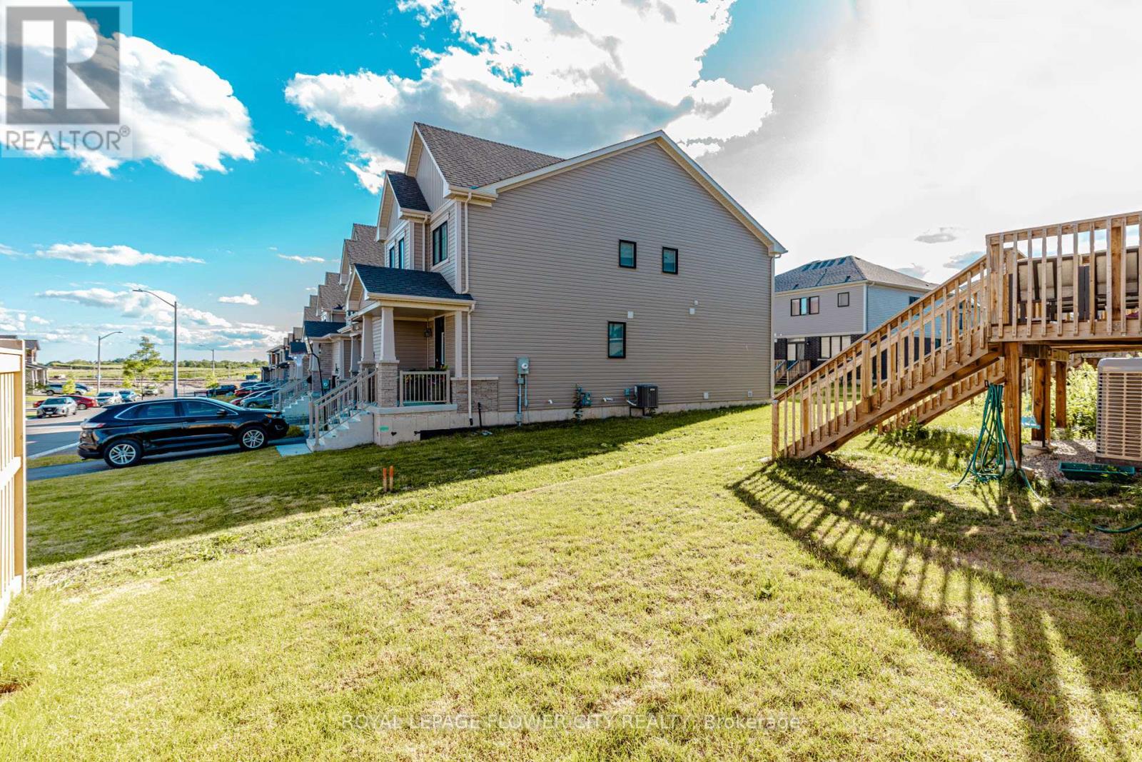 60 GRANVILLE CRESCENT - 50