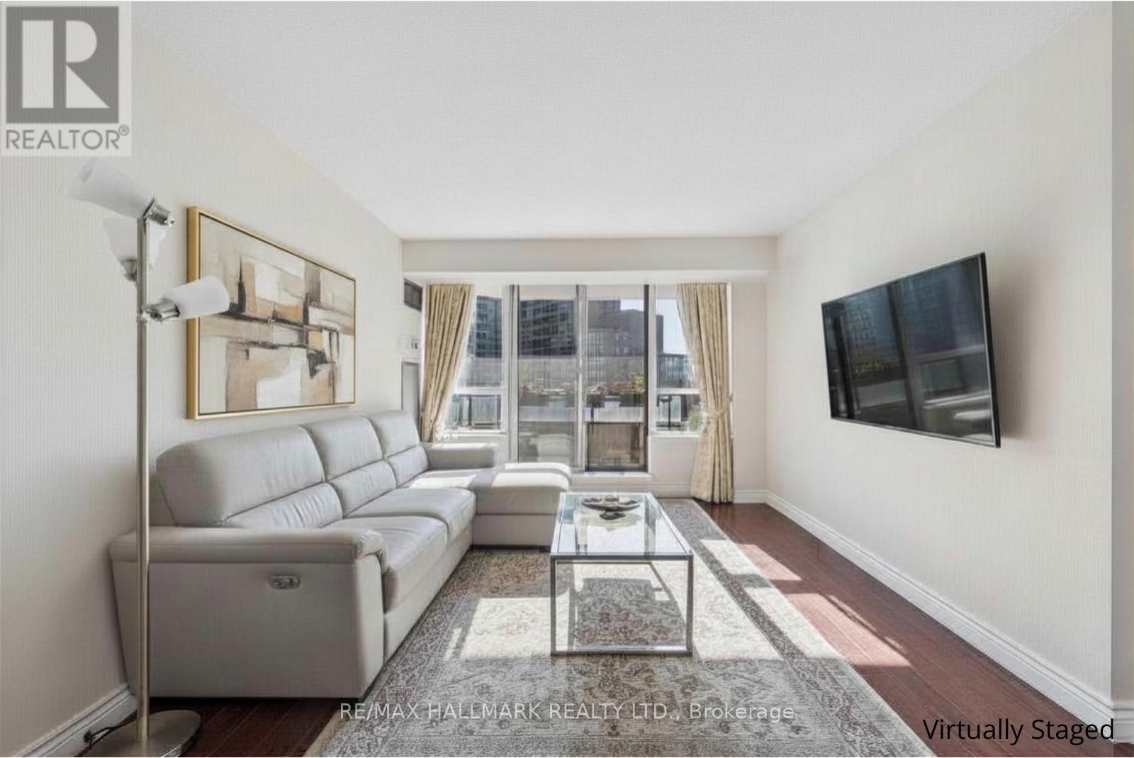 Listing photo of 512 - 81 TOWNSGATE DRIVE
