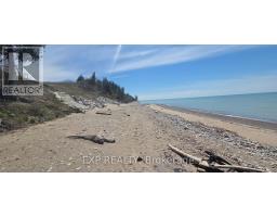 14 Irene Crescent, Bluewater, ON N0M2T0 Photo 6