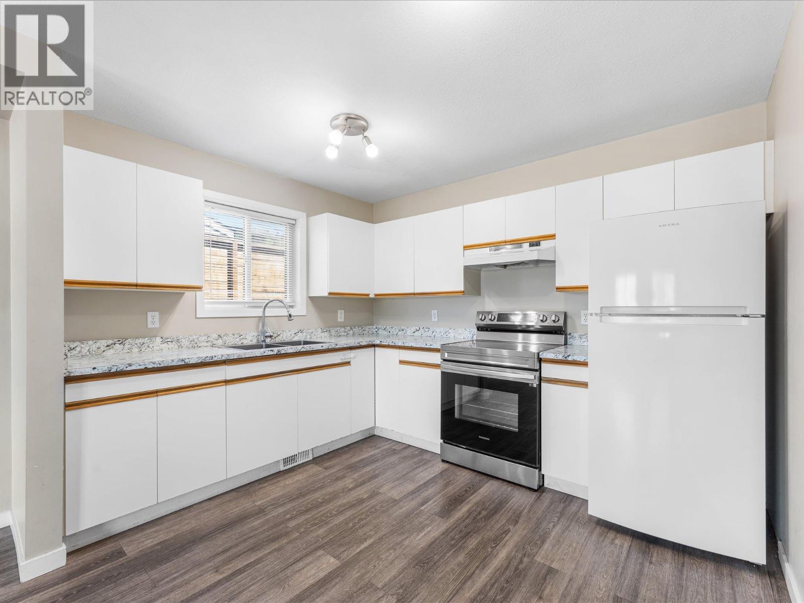 859 Richter Street - 28