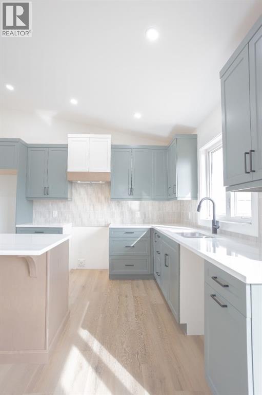 1029 7 Avenue - 23