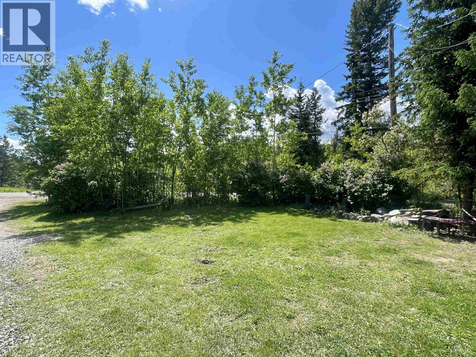 6572 WUTKE ROAD - 12