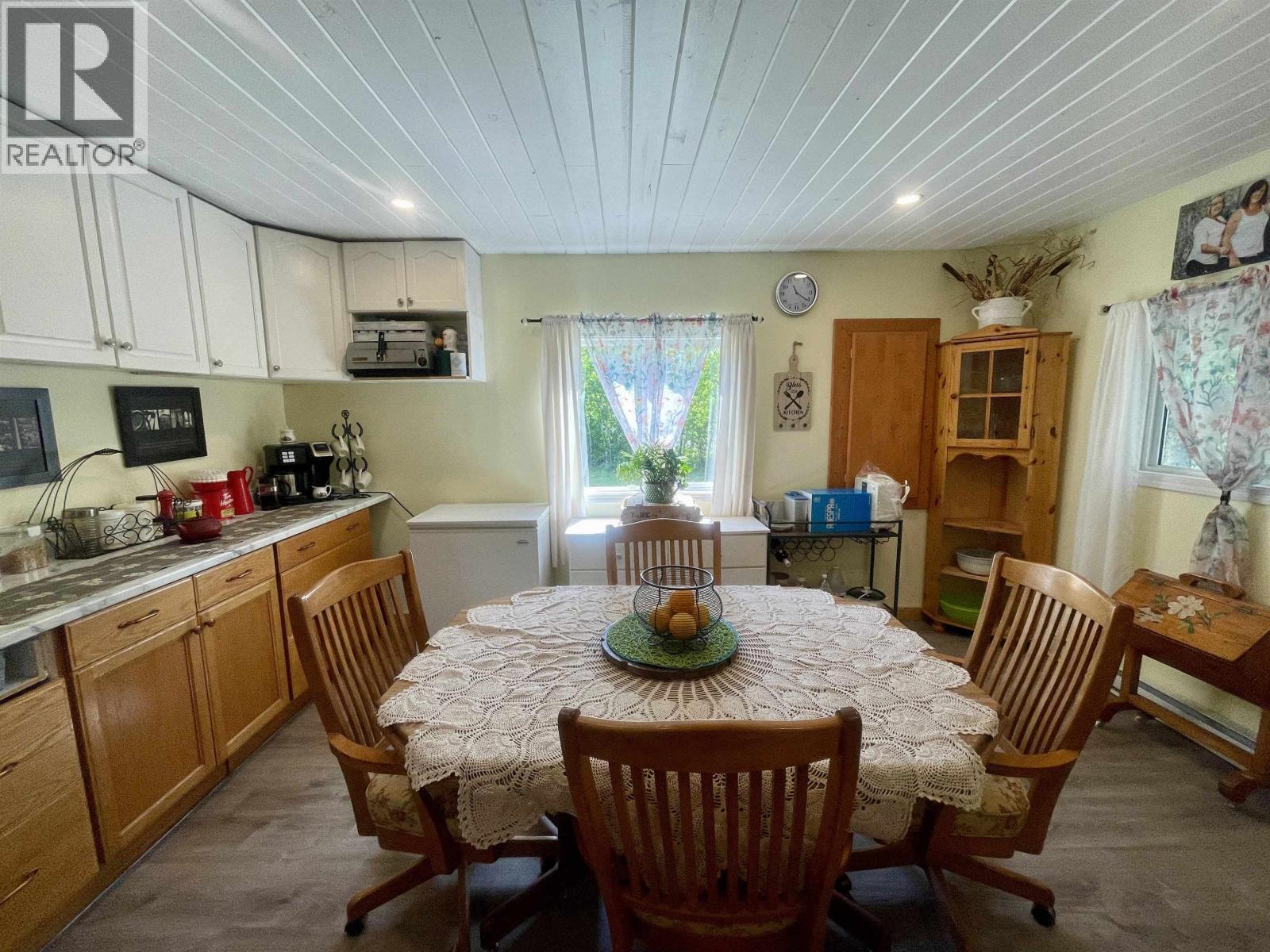 6572 WUTKE ROAD - Image 17