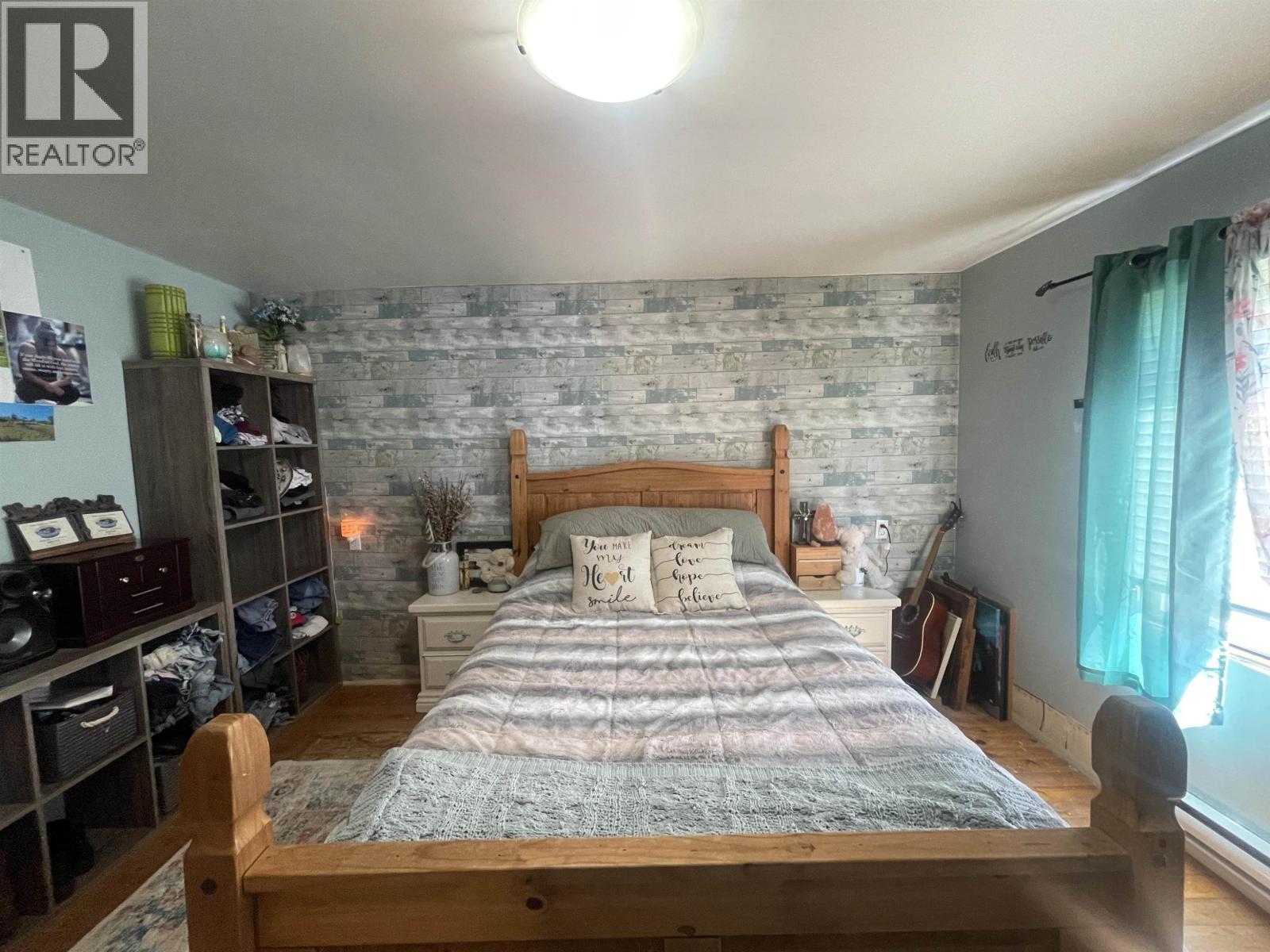 6572 WUTKE ROAD - Image 30