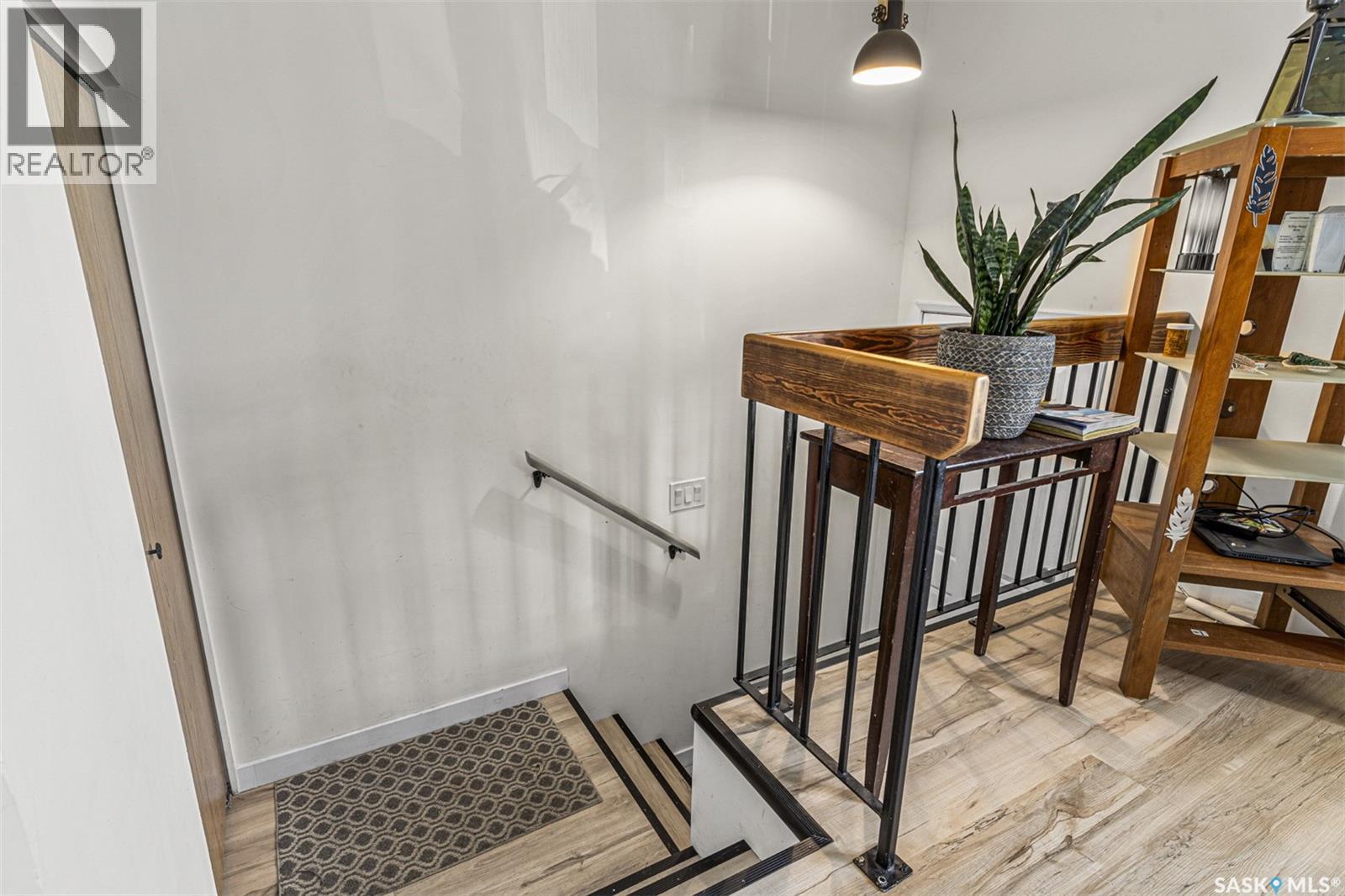 837 Kingsmere BOULEVARD - photo 2