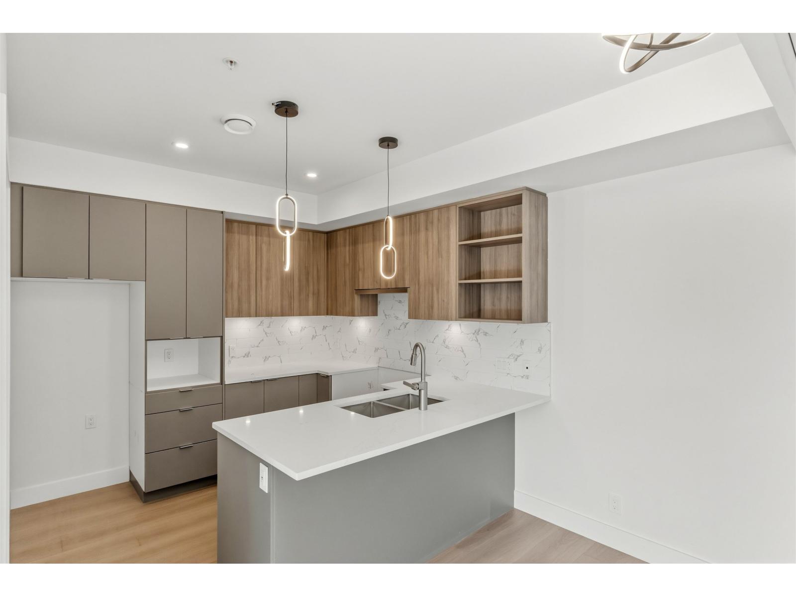 2 Bed, 2 Bath Apartment for Sale in Surrey – 312 2233 156 STREET, Surrey – MLS# R3134486 - Image 3