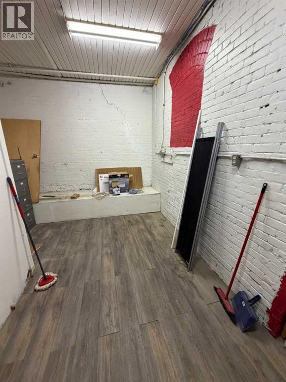 215 Main Street — photo 12