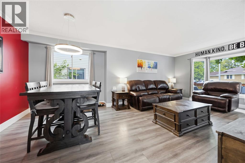403 HUXLEY AVENUE - 5