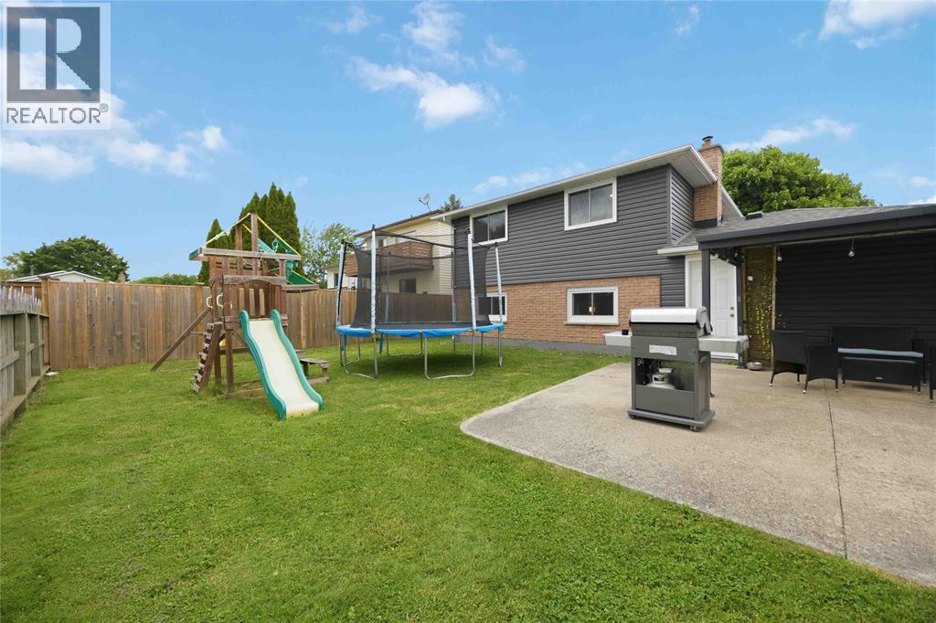 403 HUXLEY AVENUE - 46