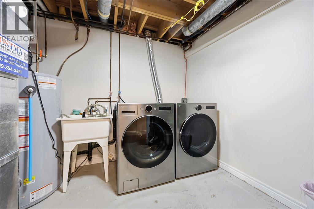403 HUXLEY AVENUE - 41