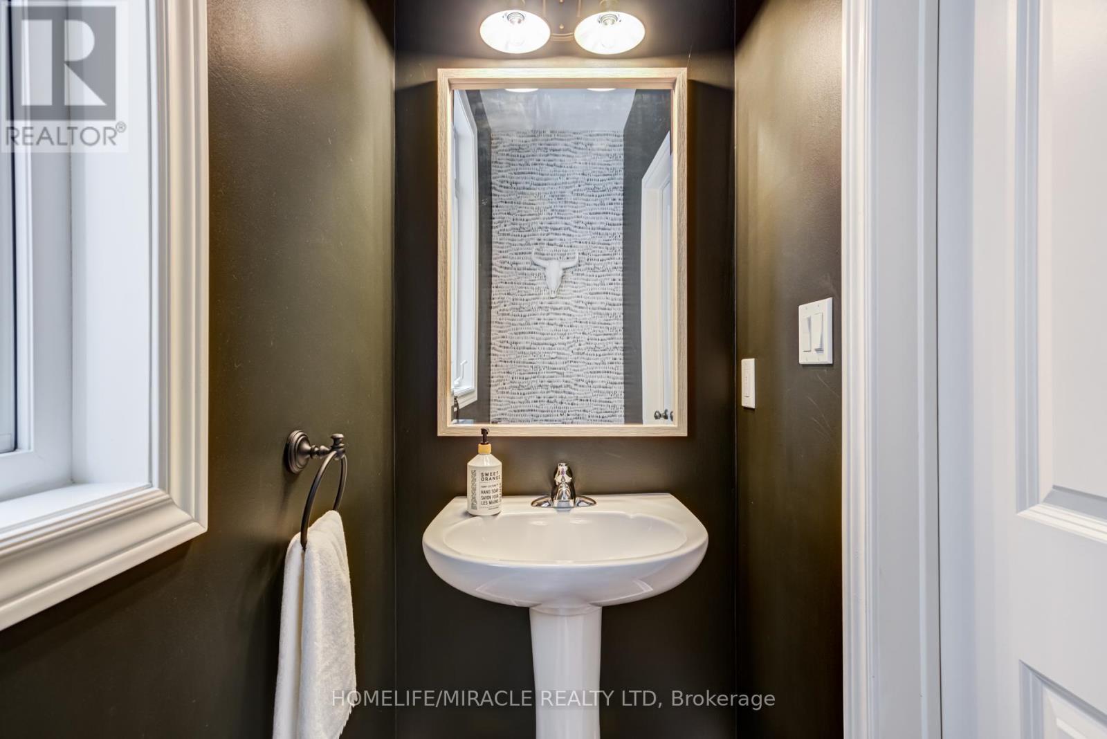 45 BURKE STREET - 15