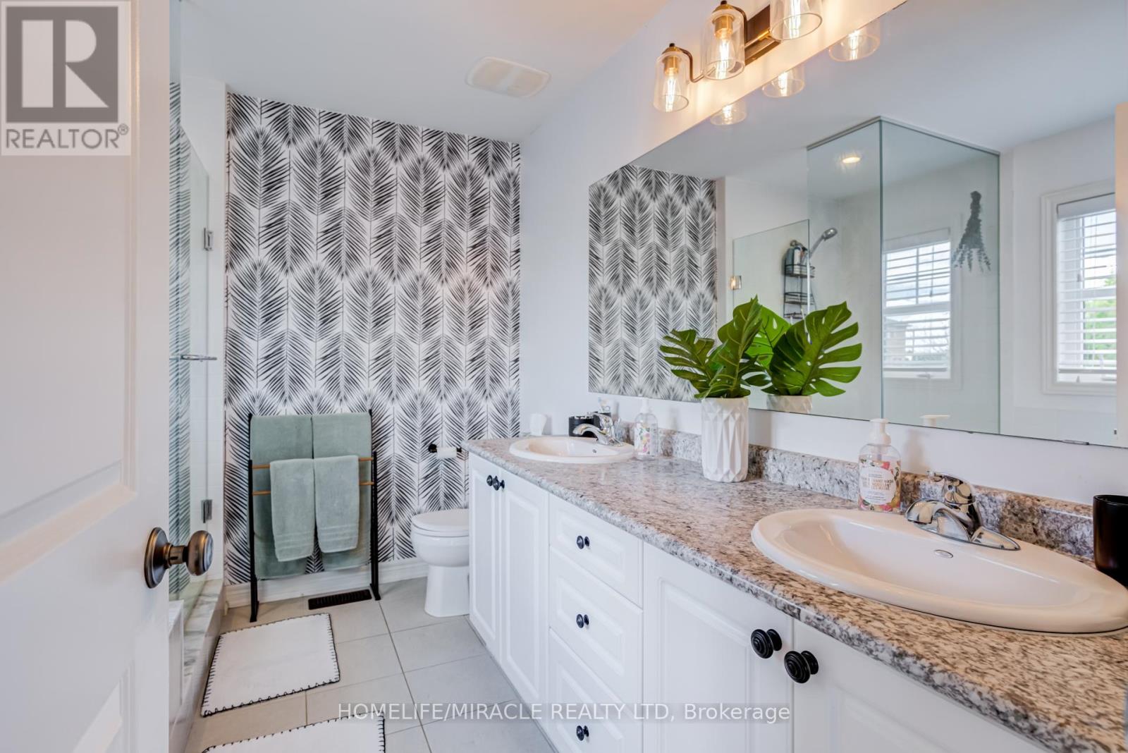45 BURKE STREET - 21