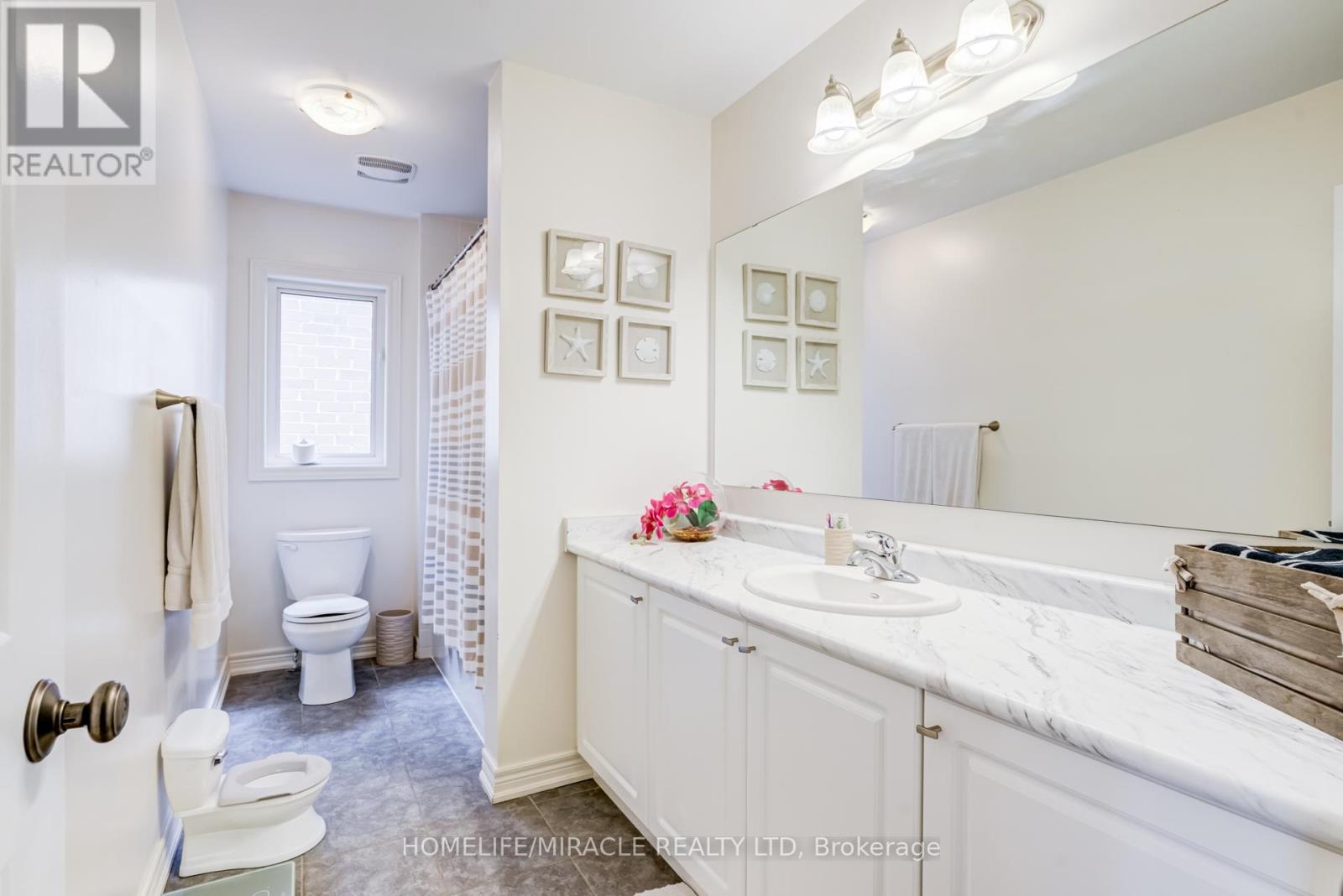 45 BURKE STREET - 28