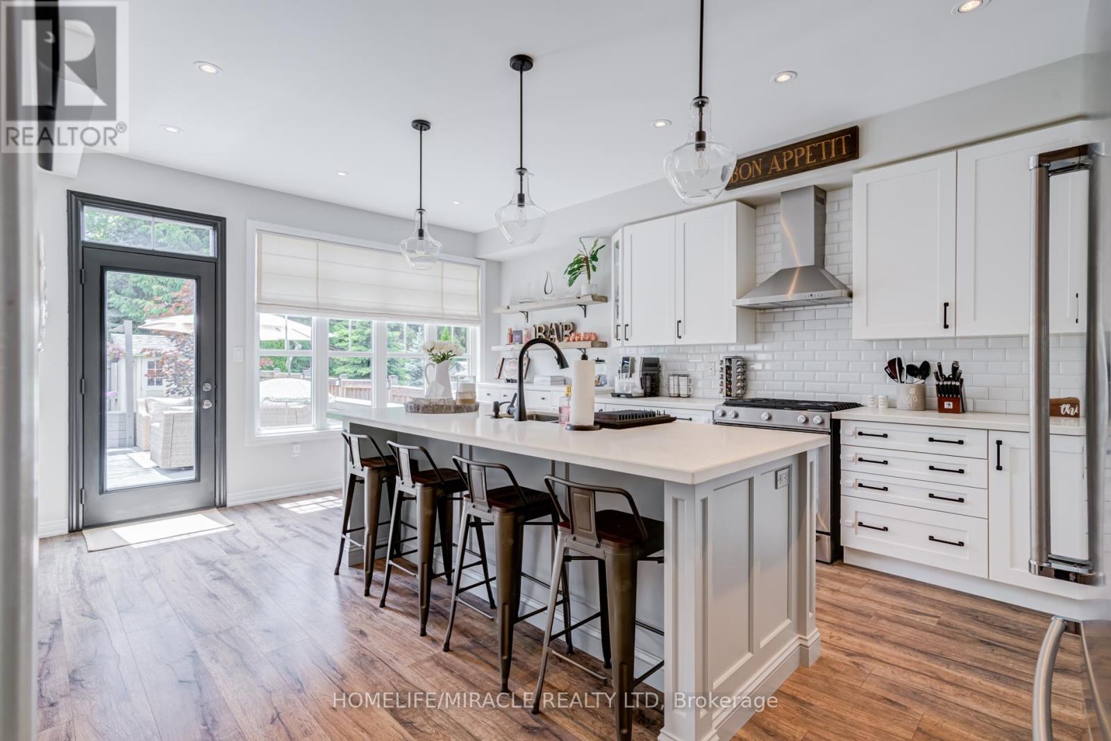 45 BURKE STREET - 9