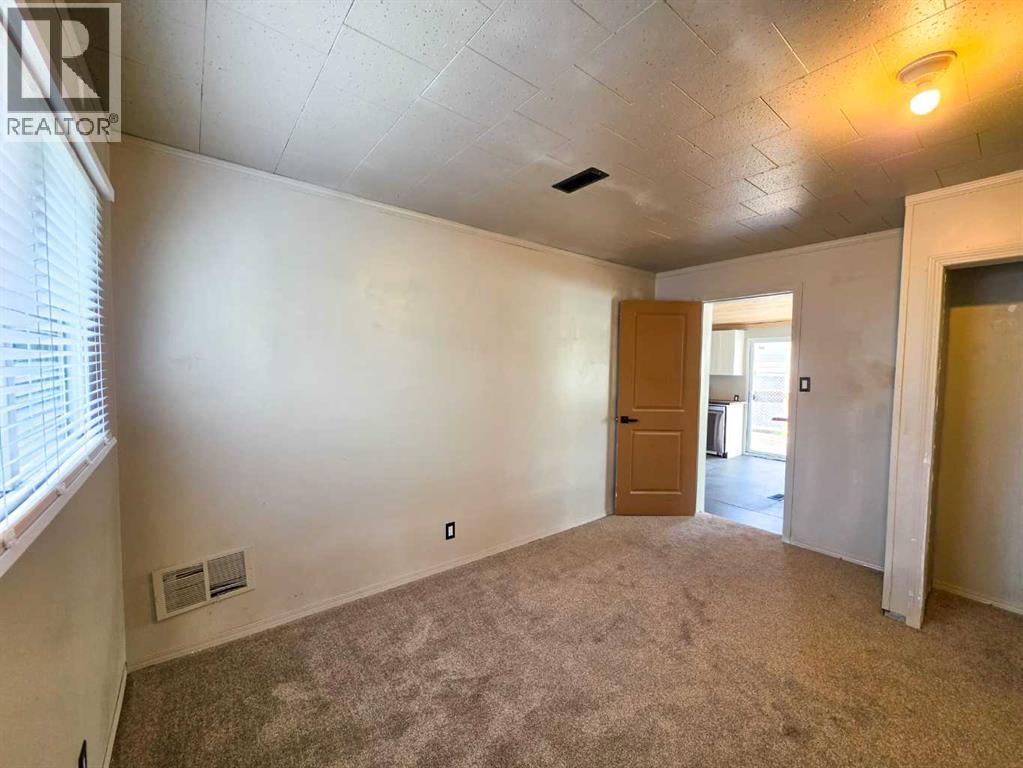 6726 17 Avenue - 14