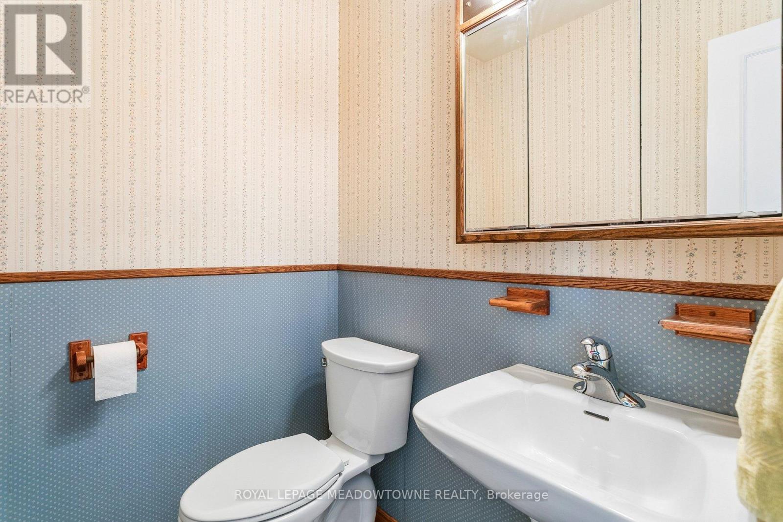 34 PLAINSMAN ROAD - 21