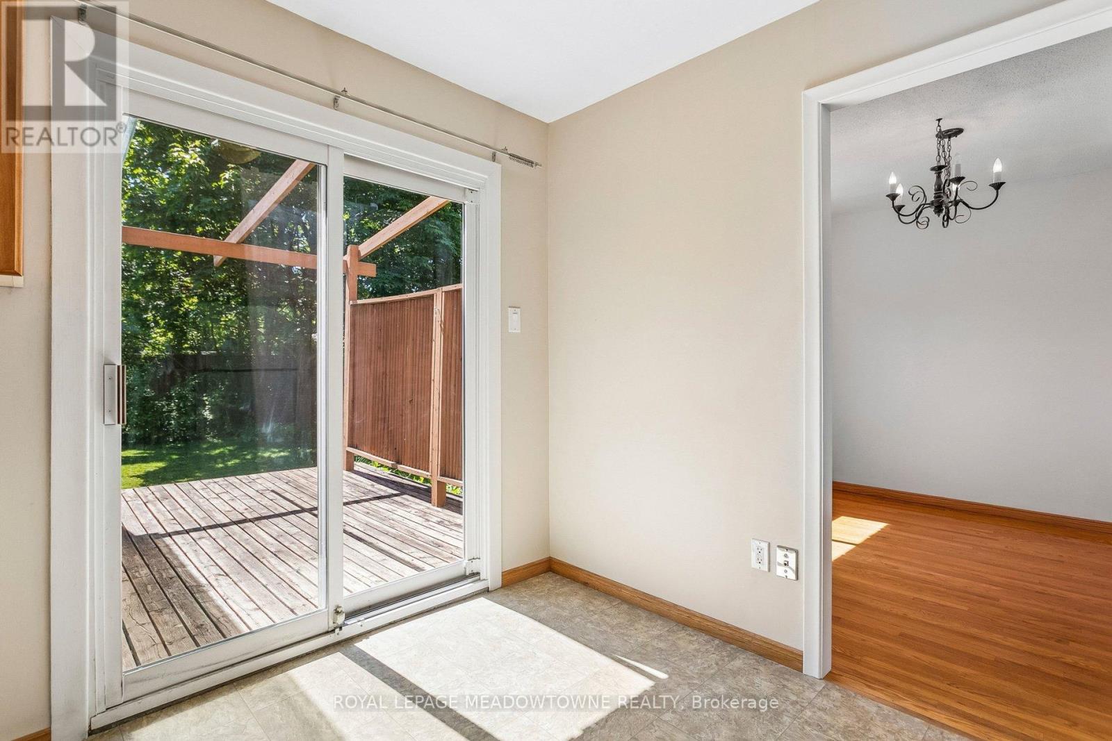 34 PLAINSMAN ROAD - 20