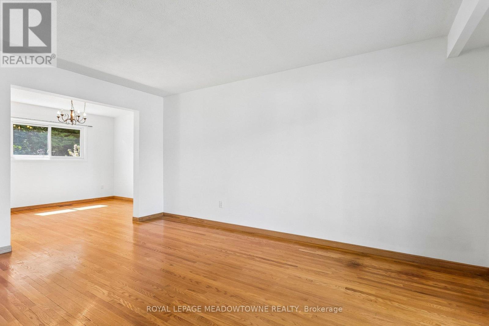 34 PLAINSMAN ROAD - 8