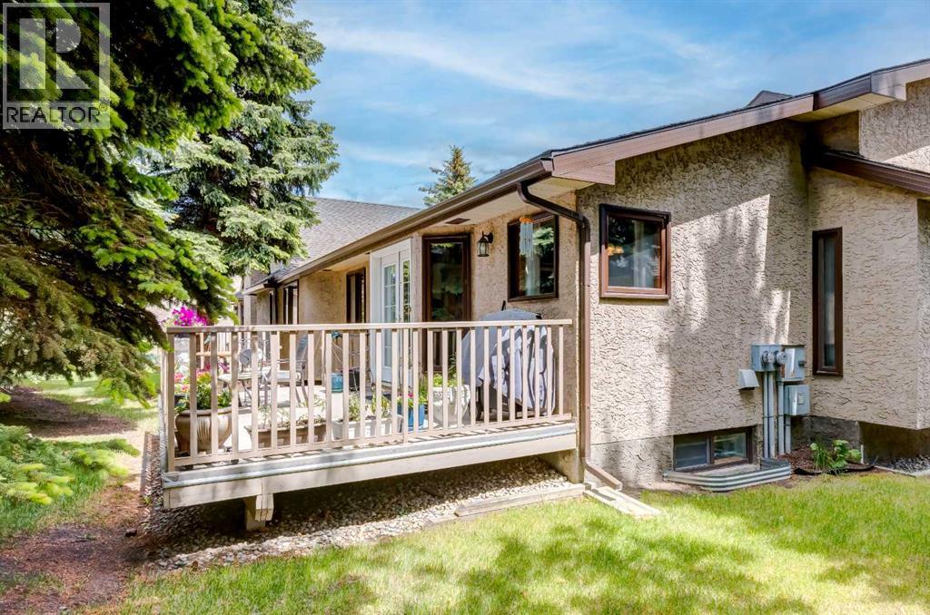 170 Oakbriar Close SW - 39
