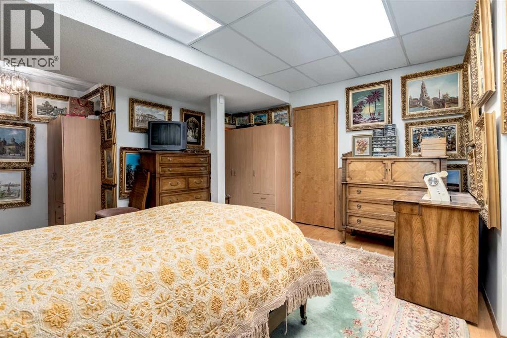 170 Oakbriar Close SW - 33