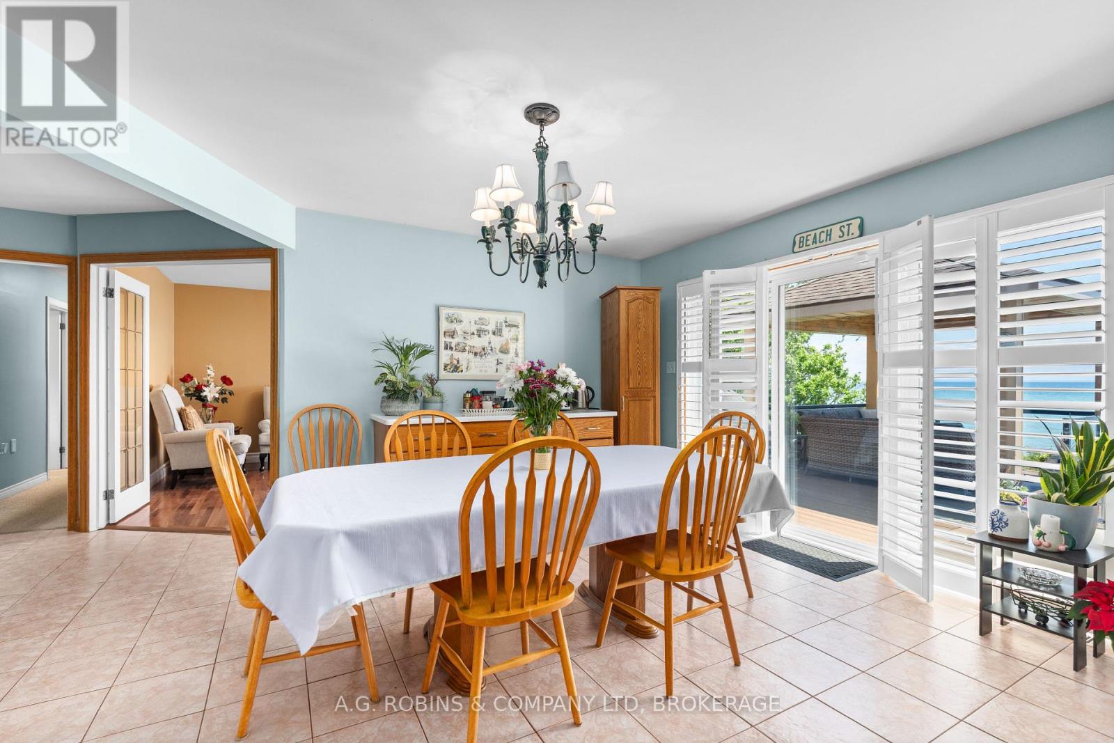 10321 LAKSHORE ROAD W - Image 23