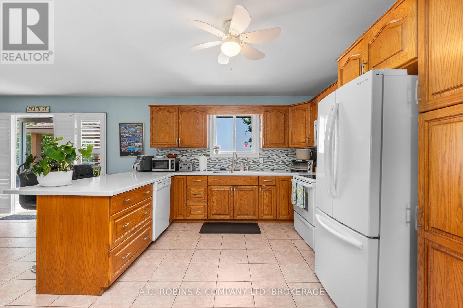 10321 LAKSHORE ROAD W - Image 25