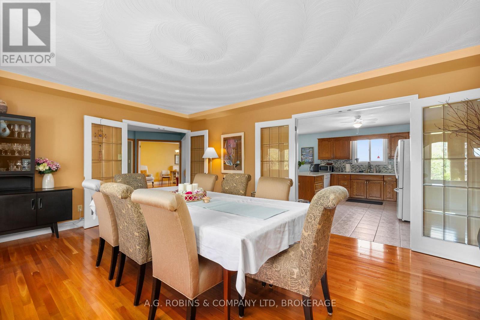 10321 LAKSHORE ROAD W - Image 27