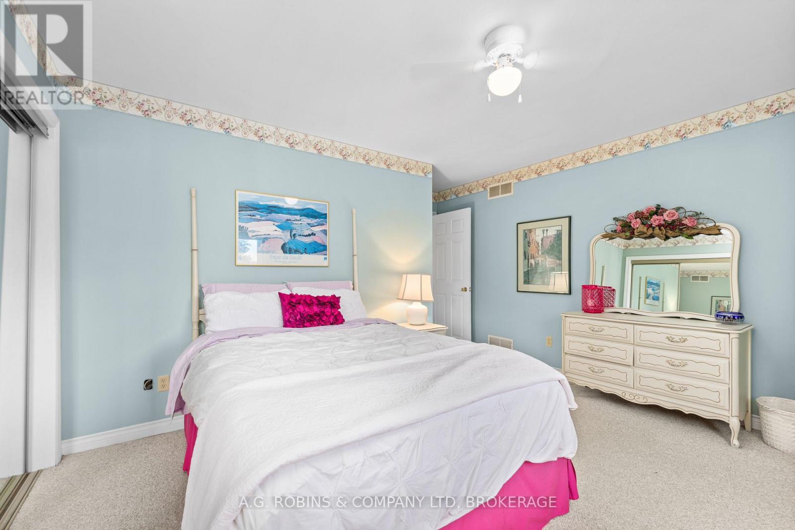 10321 LAKSHORE ROAD W - Image 35