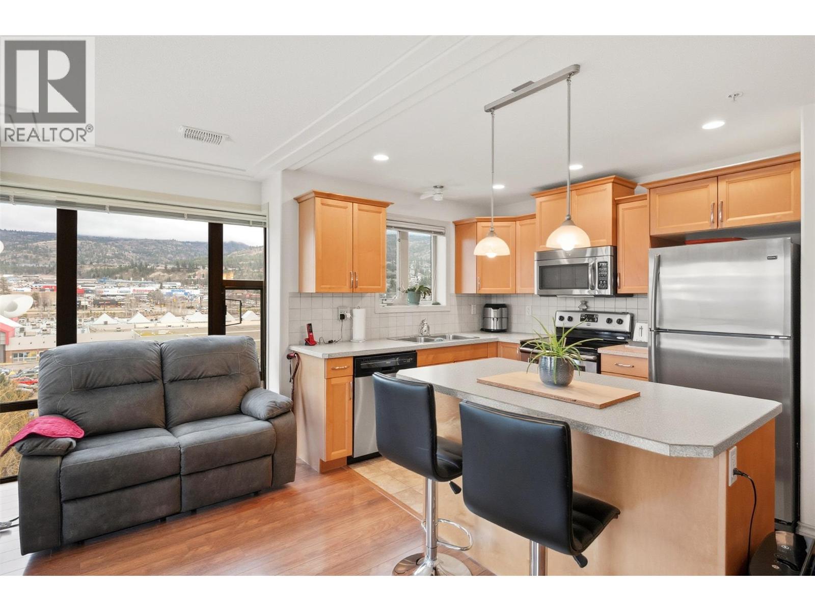 #702 2125 ATKINSON Street - 7