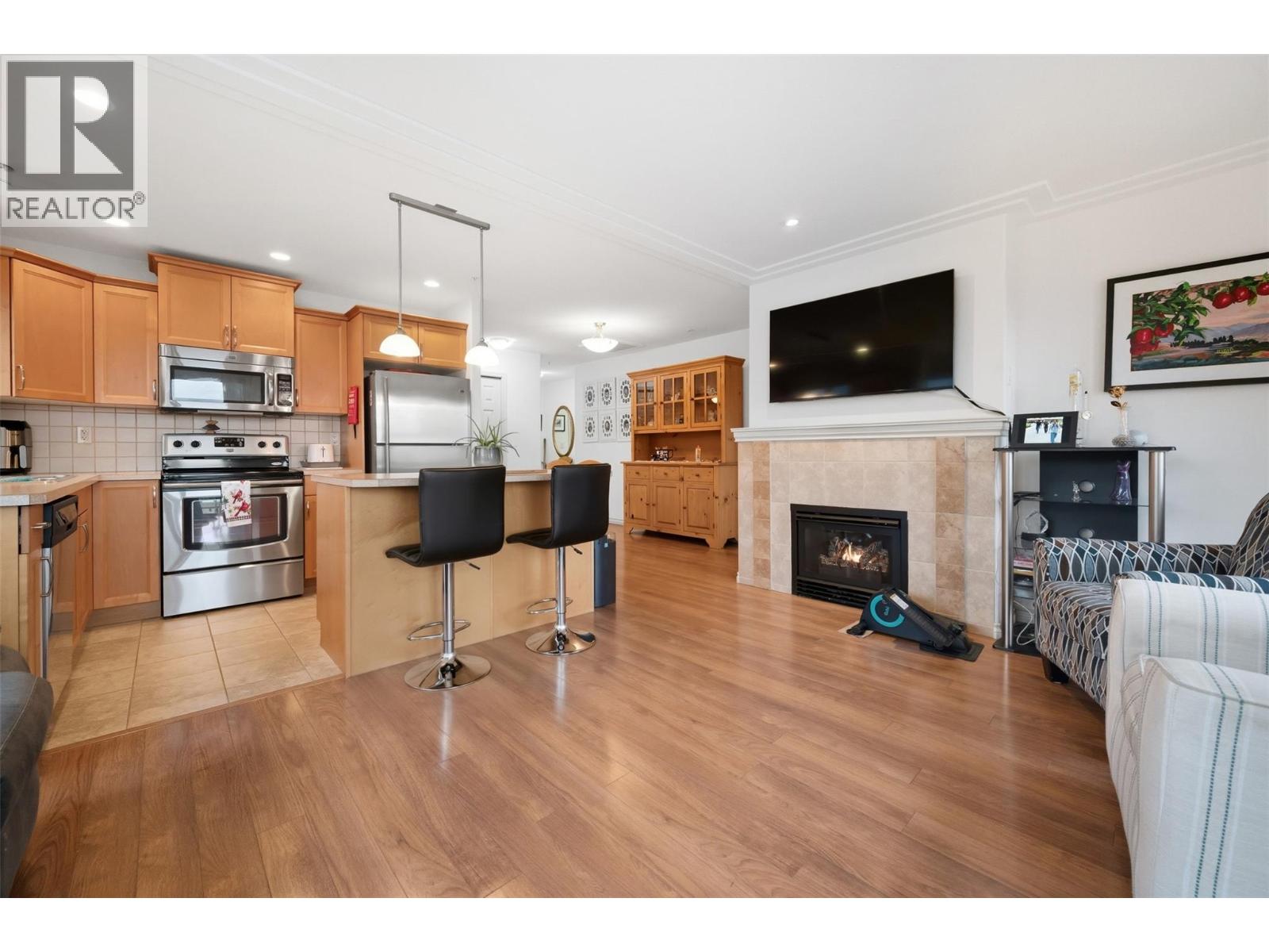 #702 2125 ATKINSON Street - 5
