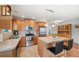 2125 Atkinson Street Unit# 702, Penticton, BC V2A9E6 Photo 12