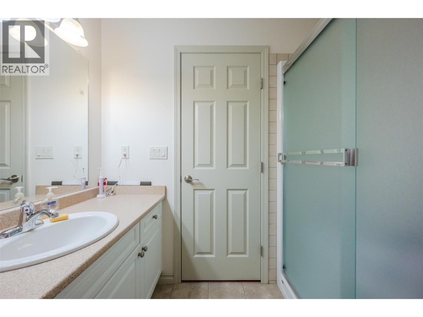 #702 2125 ATKINSON Street - 18