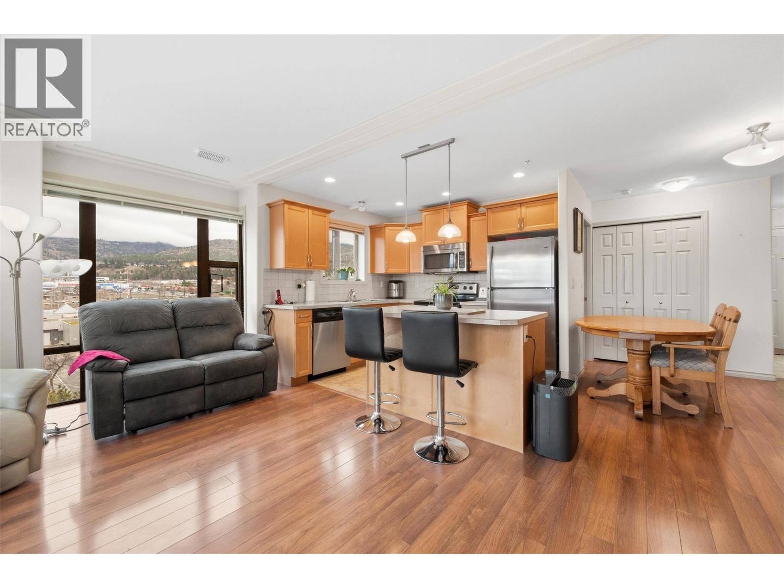 #702 2125 ATKINSON Street - 6