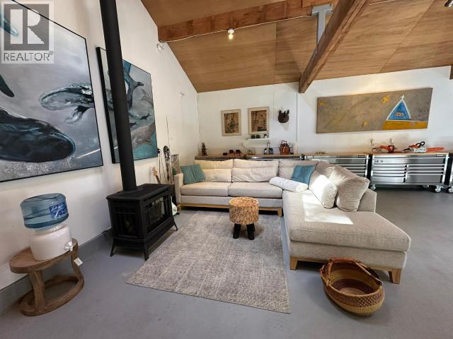 7987 TRAFFE RD - 23