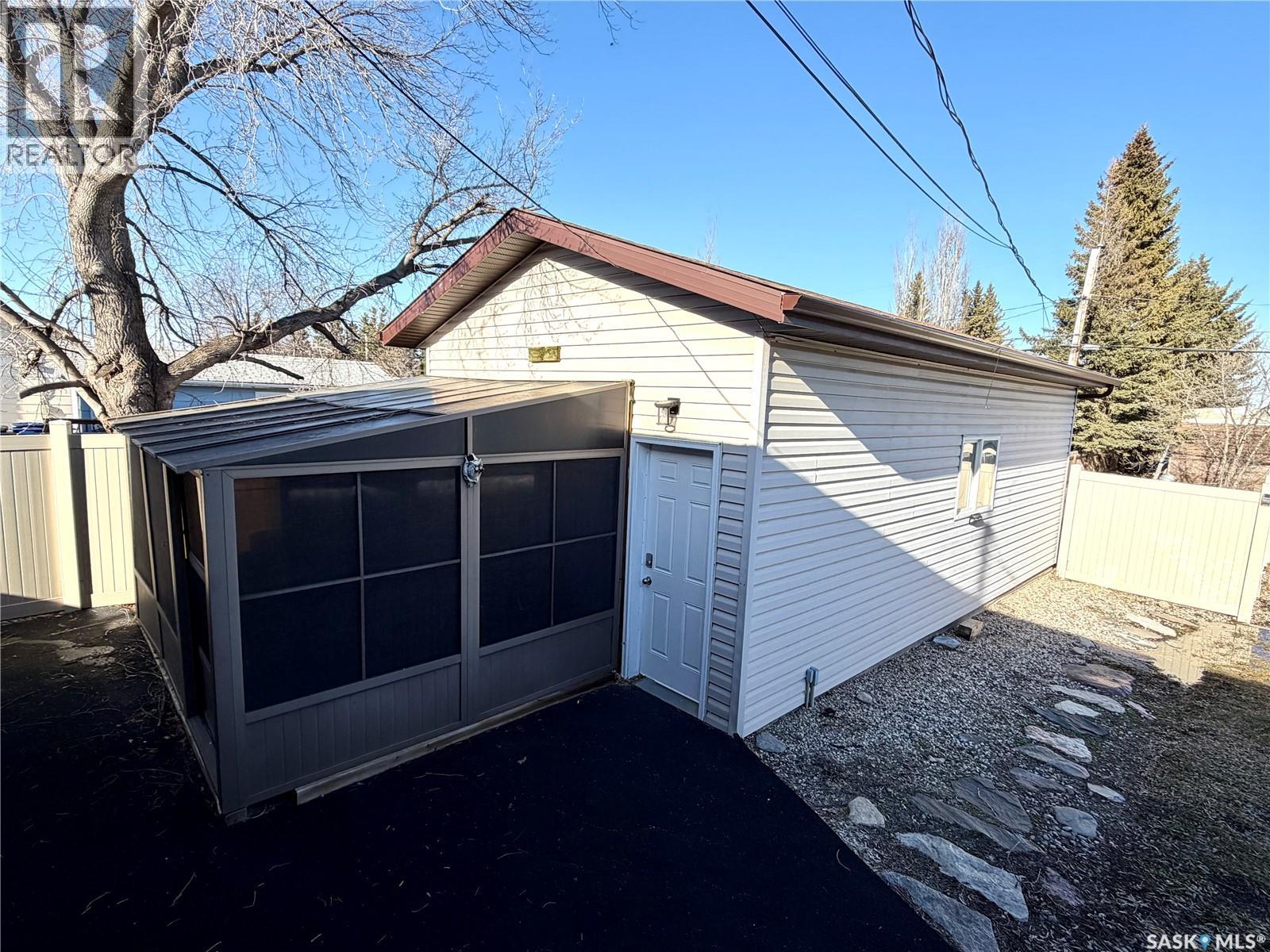 135 memorial DRIVE - 34