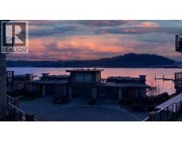 207 3825 Cates Landing Way, North Vancouver, BC V7G0A6 Photo 32