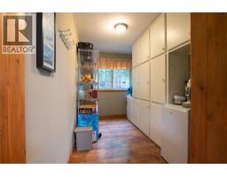 7068 Gun Lake West Road, Gold Bridge, BC V0K1P0 Photo 15