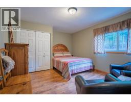 7068 Gun Lake West Road, Gold Bridge, BC V0K1P0 Photo 16