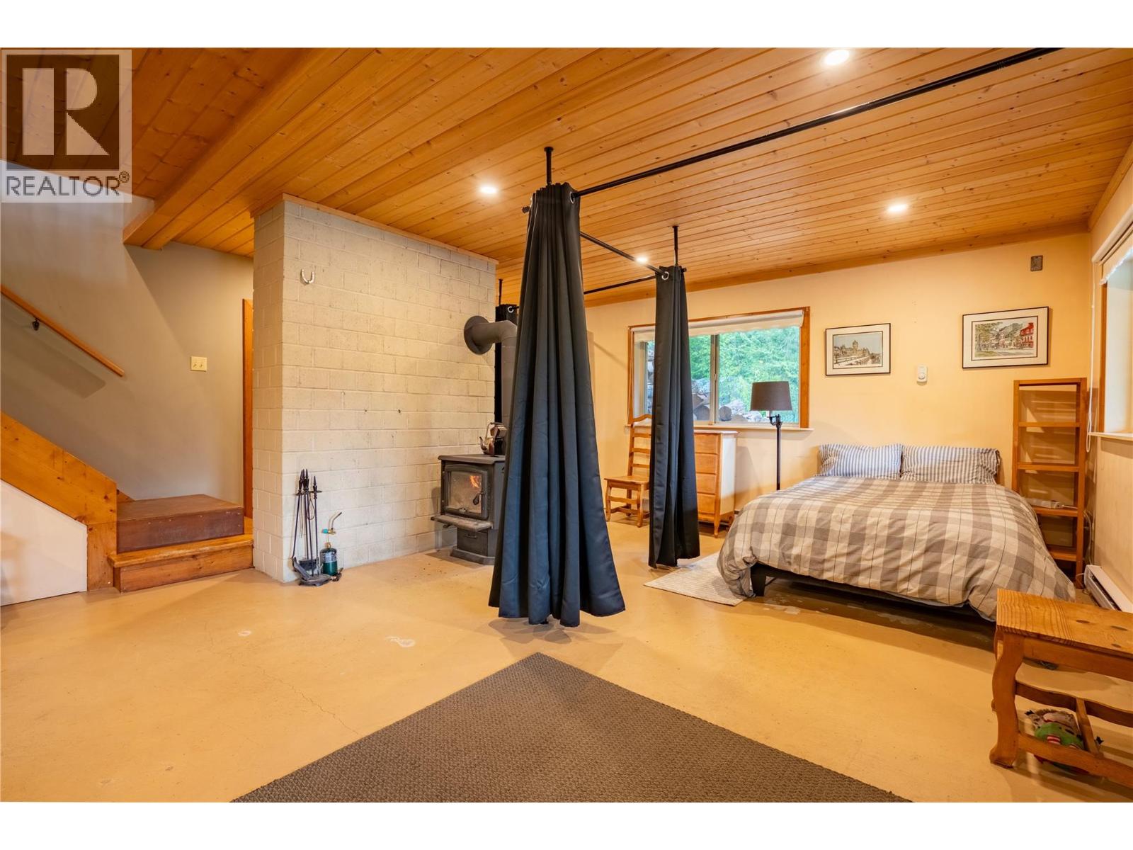 7068 GUN LAKE WEST Road - 25