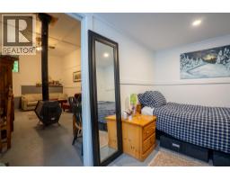 7068 Gun Lake West Road, Gold Bridge, BC V0K1P0 Photo 32