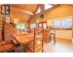 7068 Gun Lake West Road, Gold Bridge, BC V0K1P0 Photo 14